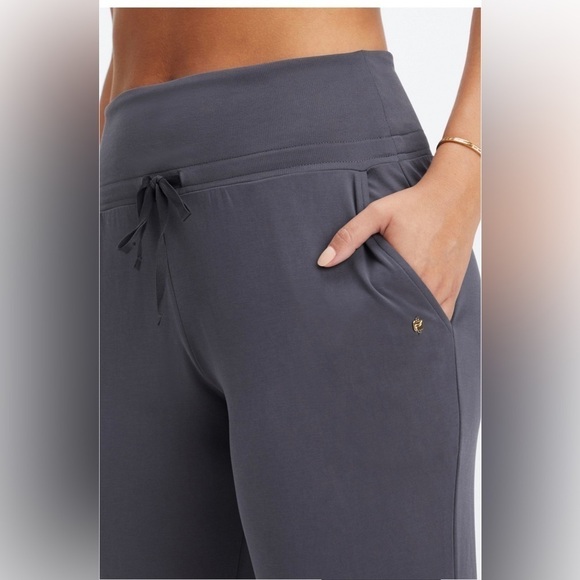 Fabletics Eco Sleek Knit Lounge Jogger Small - Picture 10 of 10